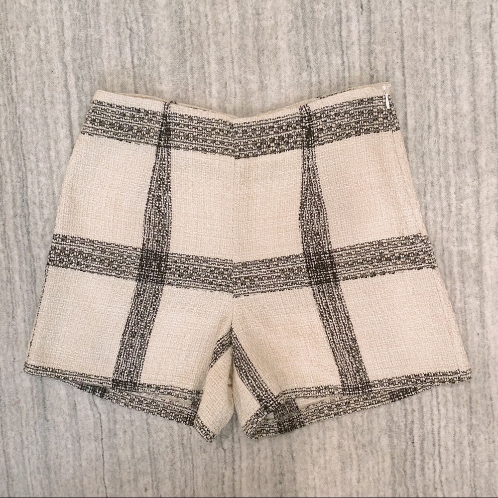 ZARA High Waisted Black & White Tweed Knit Shorts